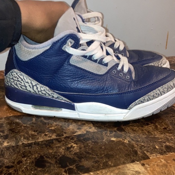 Jordan 3s dark blue, - Picture 1 of 2